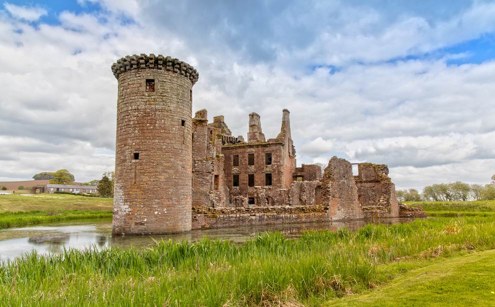 Caerlaverock vár Skócia