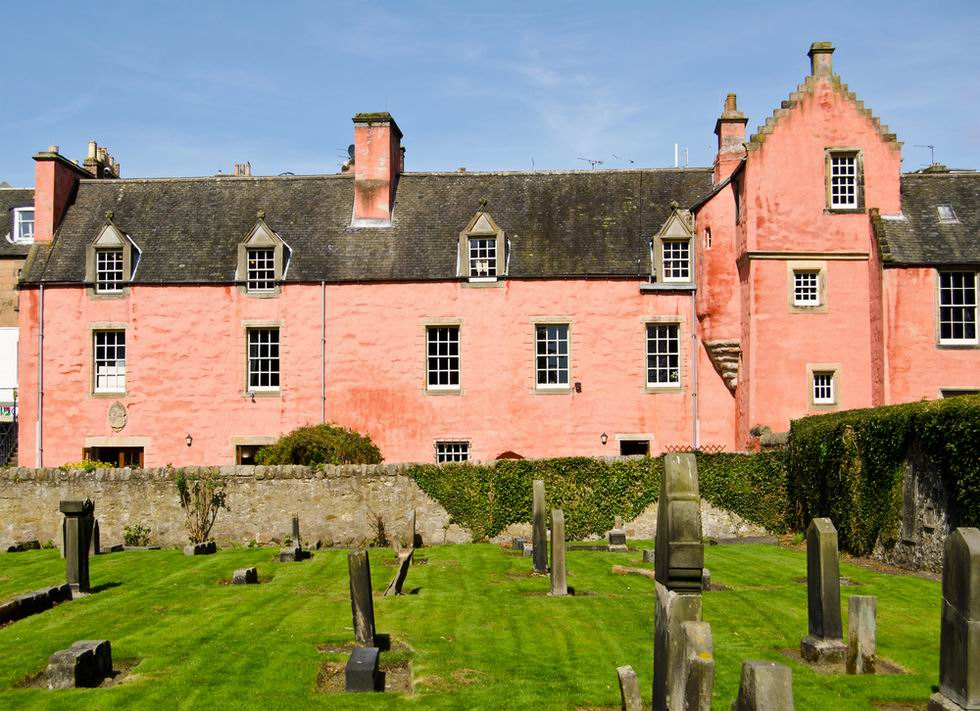 Dunfermline Abbot house